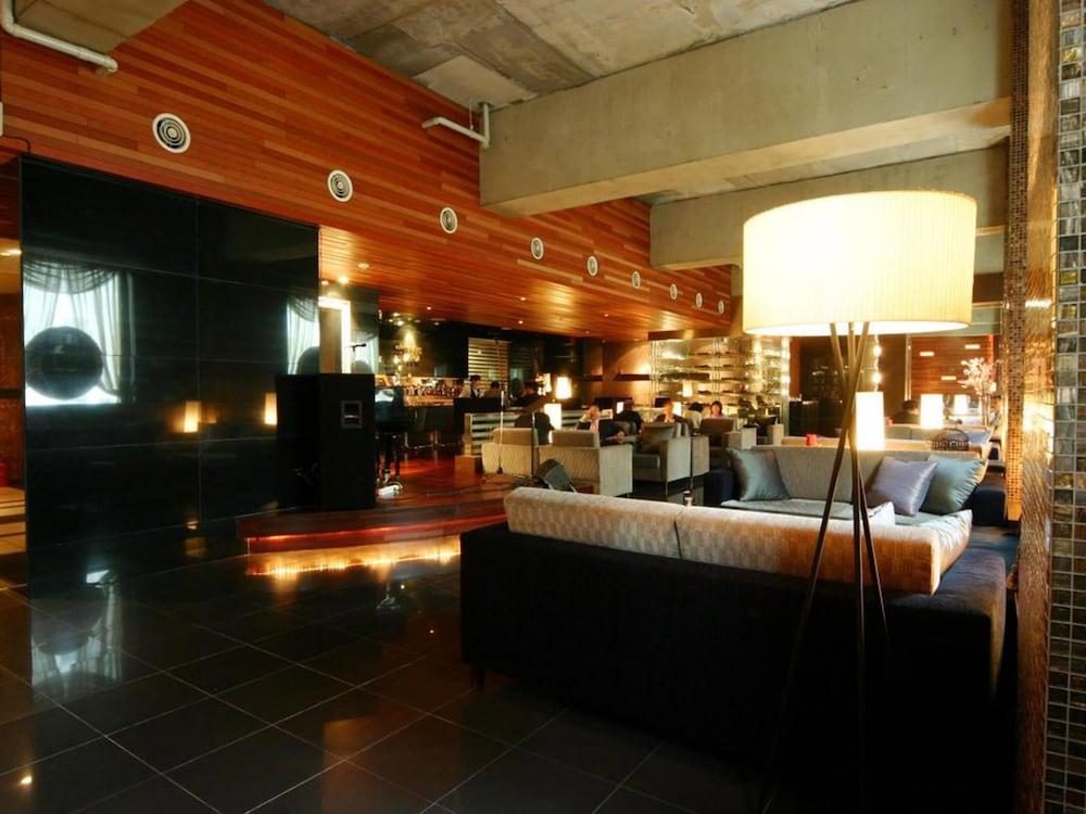 M Hotel 3*